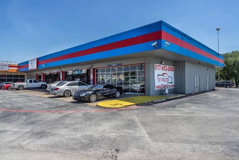 Professional auto repair shop in Arlington, TX